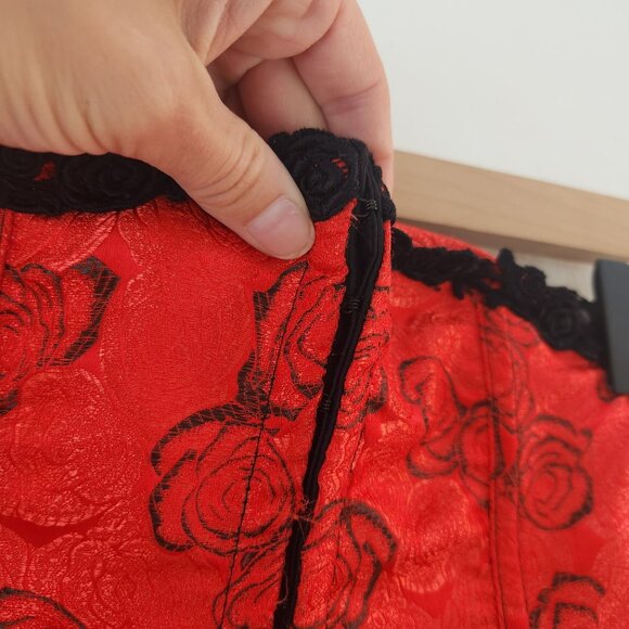 Vintage Red Roses Corset Lace Back Tie Shirley of Hollywood Women's 34 - Picture 3 of 7
